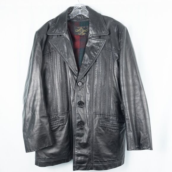 Montgomery Ward Other - Vintage Montgomery Ward Black Genuine Leather Three Button Jacket Mens 44R Korea